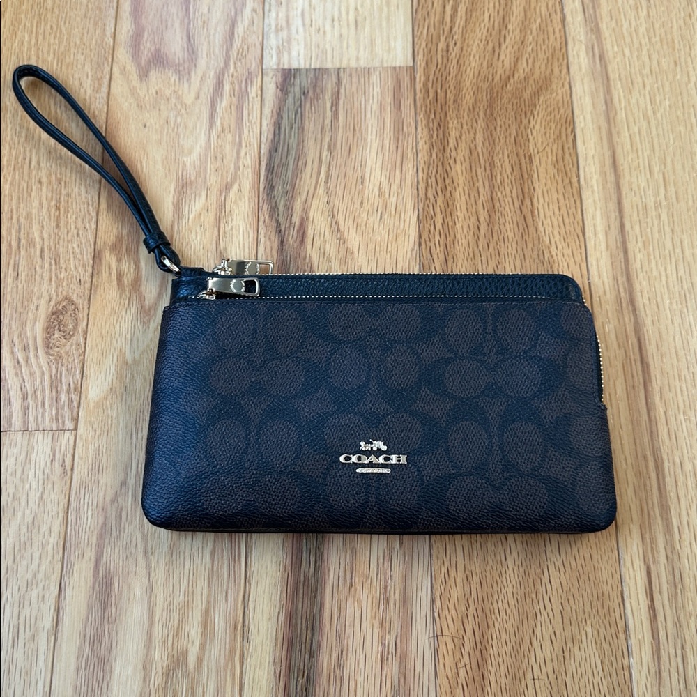 Coach Signature Black and Brown Wristlet